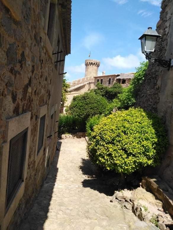 Hostal Sant Jordi Tossa de Mar Zewnętrze zdjęcie