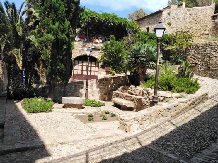 Hostal Sant Jordi Tossa de Mar Zewnętrze zdjęcie
