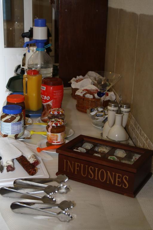 Hostal Sant Jordi Tossa de Mar Zewnętrze zdjęcie